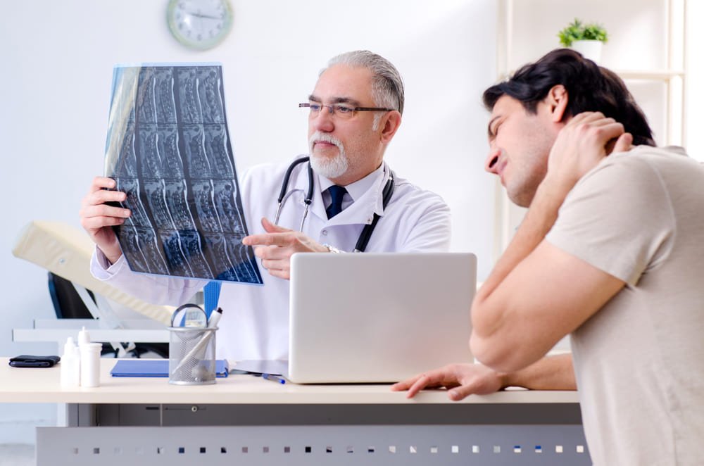 Síndrome crónico de latigazo cervical: estrategias de fisioterapia a largo plazo que realmente funcionan